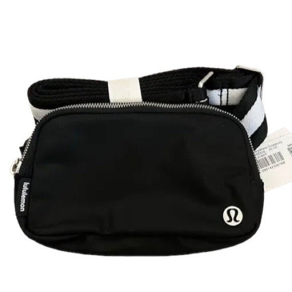 lululemon athletica Handbags - NWT Lululemon Athletica Everywhere Crossbody Bag - Black/White 0.7L Mini Bum Bag